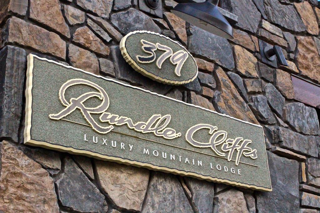 Luxury Canmore Vacations الغرفة الصورة